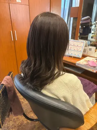 セミロング カラー 相良 陽香🌻のヘアスタイル