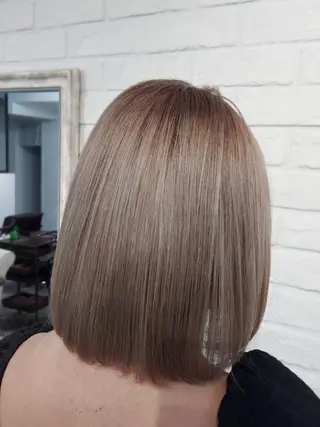 ショート 🌟艶髪カラー 🌟サイトウのヘアスタイル