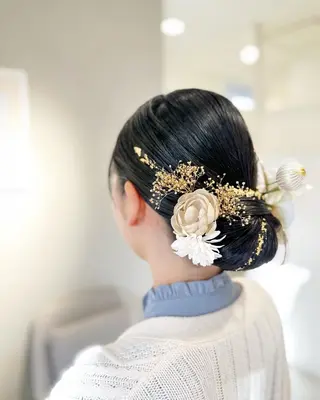 セミロング ヘアアレンジ 荒木 ひろかのヘアスタイル