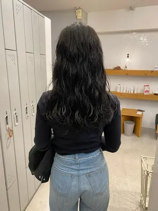 セミロング パーマ 、 、のヘアスタイル