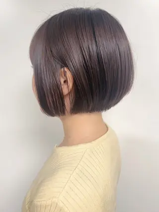 ショート カラー morio from london所属・松岡彩華 ボブ /グレージュのヘアスタイル