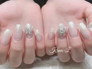 ネイル 芦辺 香奈のネイルデザイン