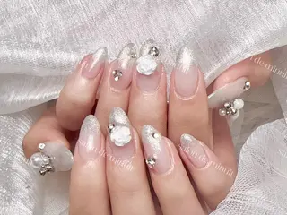 ネイル Momo 🤍のネイルデザイン