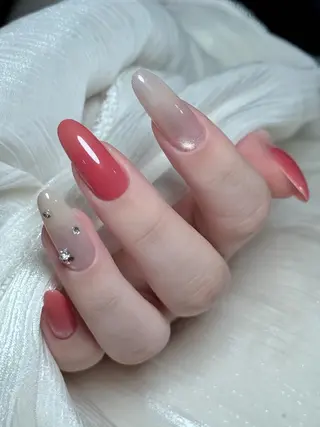 ネイル フィルイン・深爪矯正 長さ出し・リラク

のネイルデザイン