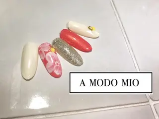 ネイル A MODO MIOのネイルデザイン
