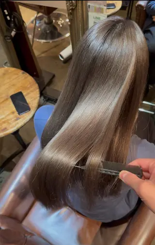 ロング パーマ ハイライト/インナー /ブリーチ/レイヤーのヘアスタイル