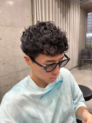 ショート パーマ メンズ 吉田一輝 外国人パーマのヘアスタイル