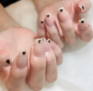 ネイル Lovin所属・Natsumi .のネイルデザイン