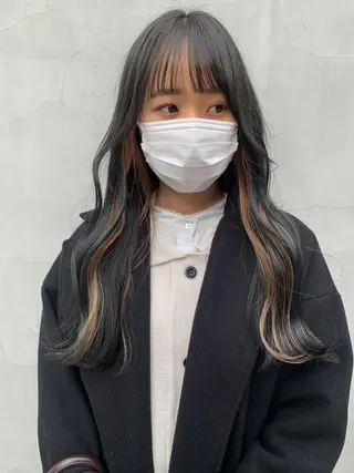 ロング カラー ヘアアレンジ yuka .のヘアスタイル