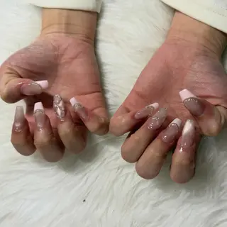 ミディアム mao .のネイルデザイン