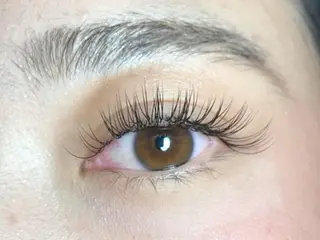 マツエク・マツパ Schüler 心斎橋のマツエク・マツパデザイン