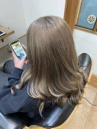 ロング カラー THREE noon所属・田中 きこのヘアスタイル