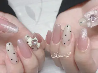 ネイル 芦辺 香奈のネイルデザイン