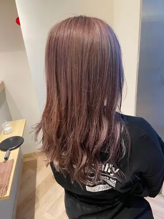 ロング チナツ ，のヘアスタイル
