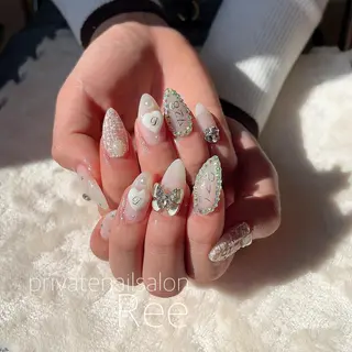 ネイル 知花 梨花のネイルデザイン