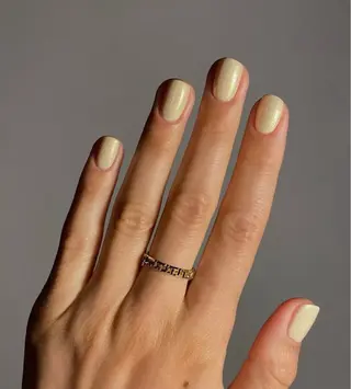 ネイル 高木 維麗絲のネイルデザイン