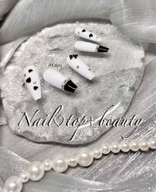 ネイル T + B ❇︎ ayuのネイルデザイン