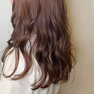 ロング カラー 小森 衣純のヘアスタイル