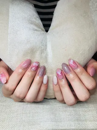 ネイル ECLAT エクラ所属・寺山 千鶴のネイルデザイン