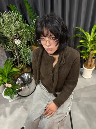 ショート カラー nameless髪質 改善ブリーチ心斎橋のヘアスタイル