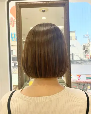 ショート ✨圧倒的ツヤ髪✨ 小野あすかのヘアスタイル