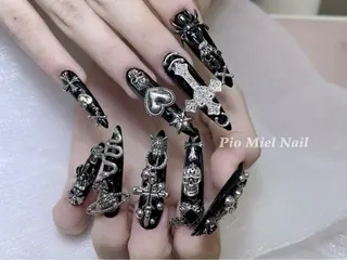 ネイル Pio Mielのネイルデザイン