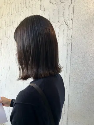 ミディアム 本澤 朋香のヘアスタイル