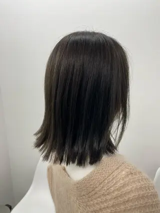 カラー シンバヒナノ/パーマ レイヤーカット/ボブのヘアスタイル