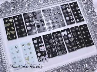 LiB nailのネイルデザイン