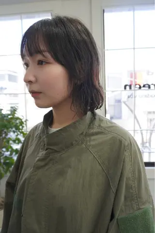 ミディアム カラー パーマ レイヤー／似合わせ TAKUYAのヘアスタイル