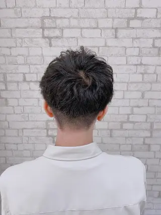 ショート ヘアアレンジ メンズ ブリーチなし艶カラー 東家のヘアスタイル