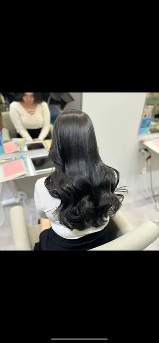 ロング R 横浜【アール】所属・ハイトーン/韓国 ヘア　momo˚✧₊のヘアスタイル