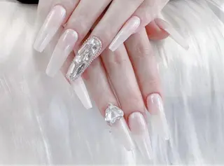 ネイル 🐳彩羽チップ 長さだし専門🐳のネイルデザイン