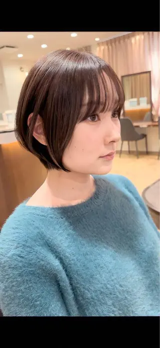 ショート かえ🩶韓国ボブ🎀 透明感カラー🥣のヘアスタイル