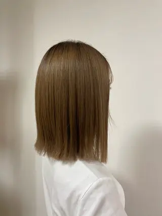 ミディアム カラー 河田 緋菜乃のヘアスタイル