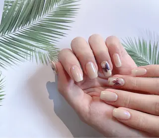 ネイル M🌷nail 長さだし専門店のネイルデザイン