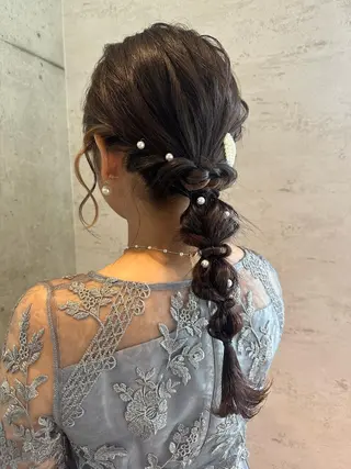 ロング ヘアアレンジ 女性に人気♪ はやしほのかのヘアスタイル