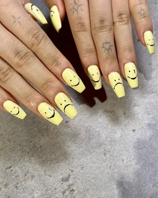 ネイル Reflection marikoのネイルデザイン