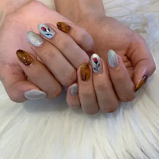 ネイル revia所属・ERI Nailistのネイルデザイン