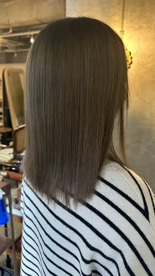 ミディアム カラー Scintiller鹿児島中央駅店所属・弱酸性施術 🎀白石莉菜🎀のヘアスタイル