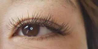 マツエク・マツパ 💡次世代LED -TIARA💡のマツエク・マツパデザイン