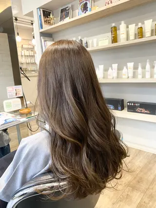 ロング カラー MUSEUM 谷平悠兼のヘアスタイル