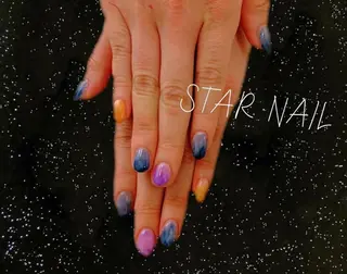 ネイル STAR NAIL所属・STAR NAILのネイルデザイン