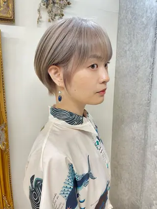 ショート カラー cachecache所属・及川 光のヘアスタイル