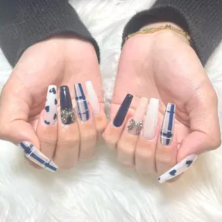 ネイル ジョアアンジェ京橋店 MARINA‎🤍のネイルデザイン