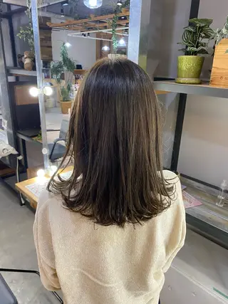 セミロング カラー 溜 一太のヘアスタイル