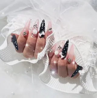 ロング マシェリローズ所属・Macherie Roseのネイルデザイン