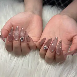 ネイル SHION  のネイルデザイン