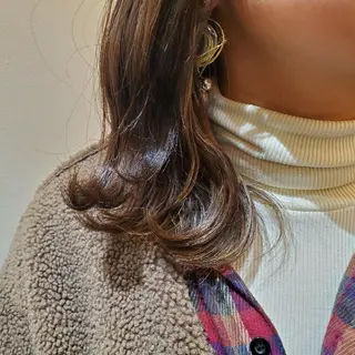 ミディアム 中山 凪沙のヘアスタイル