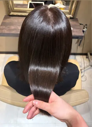 セミロング KIND所属・KIND 佐藤 和奏のヘアスタイル